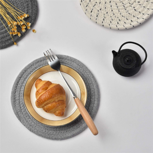 Stylish Kitchen Accents: The 5 Best Trivets of 2024