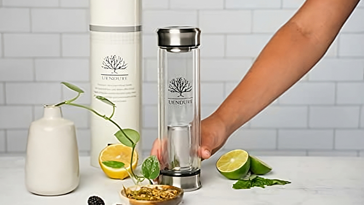 No More Boring Drinks – Unveiling our 5 Best Tea Infuser Bottles